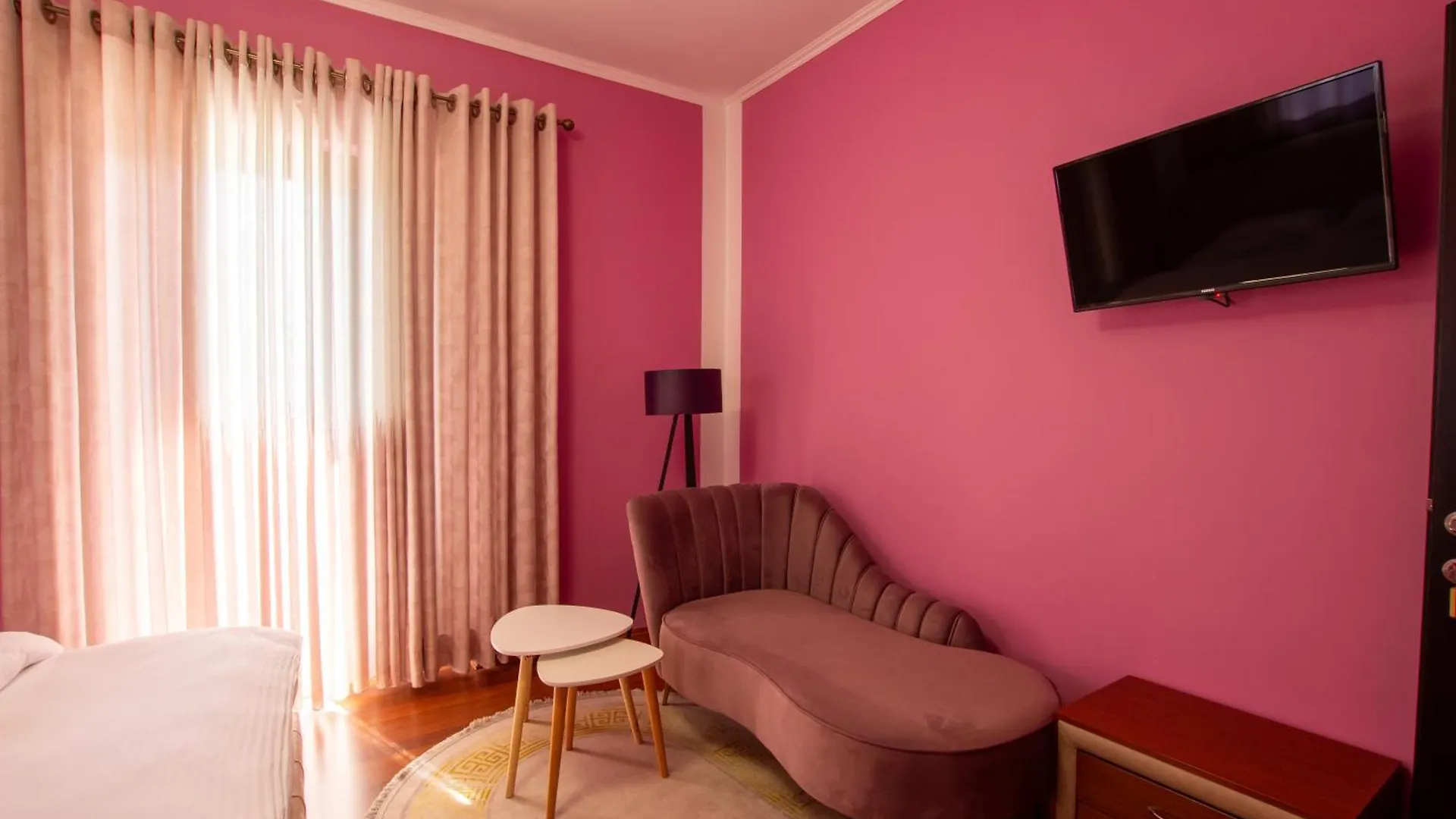Bora Hotel Gjirokastër